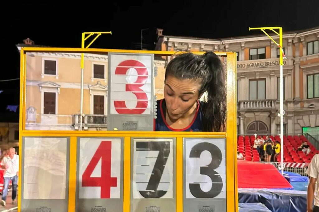 Roberta Bruni all'Asta in Piazza nel 2023.