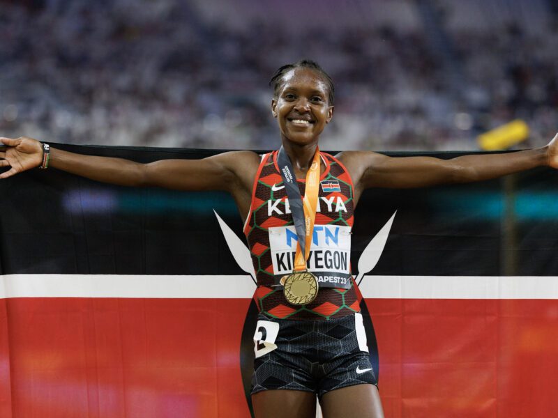 La primatista mondiale dei 1500 metri Faith Kipyegon.