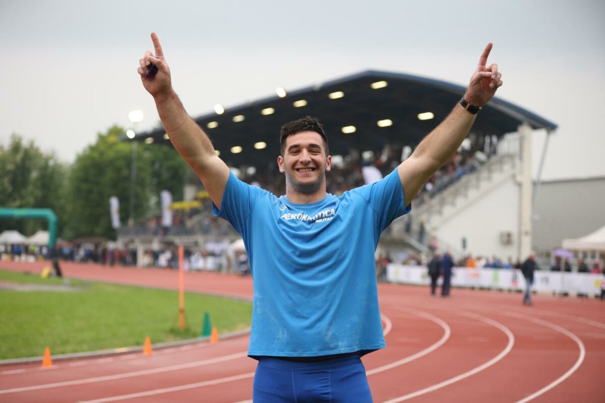 Leonardo Fabbri ha lanciato a Modena il peso a 22,88 metri