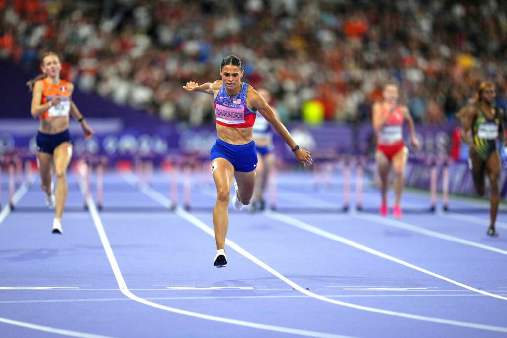 Sydney McLaughlin oro dei 400 ostacoli.