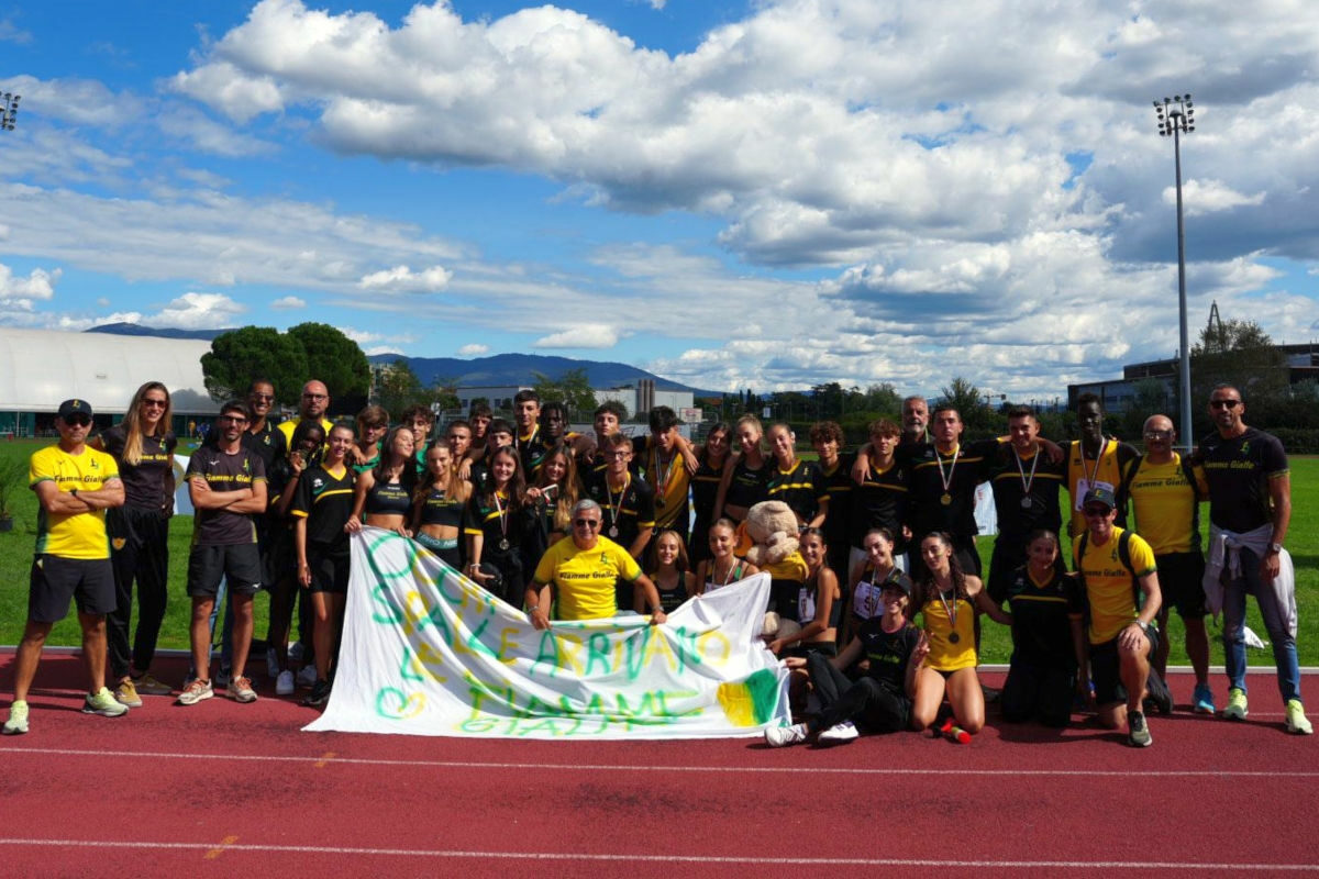 Le Fiamme Gialle Simoni campioni d'Italia allievi.