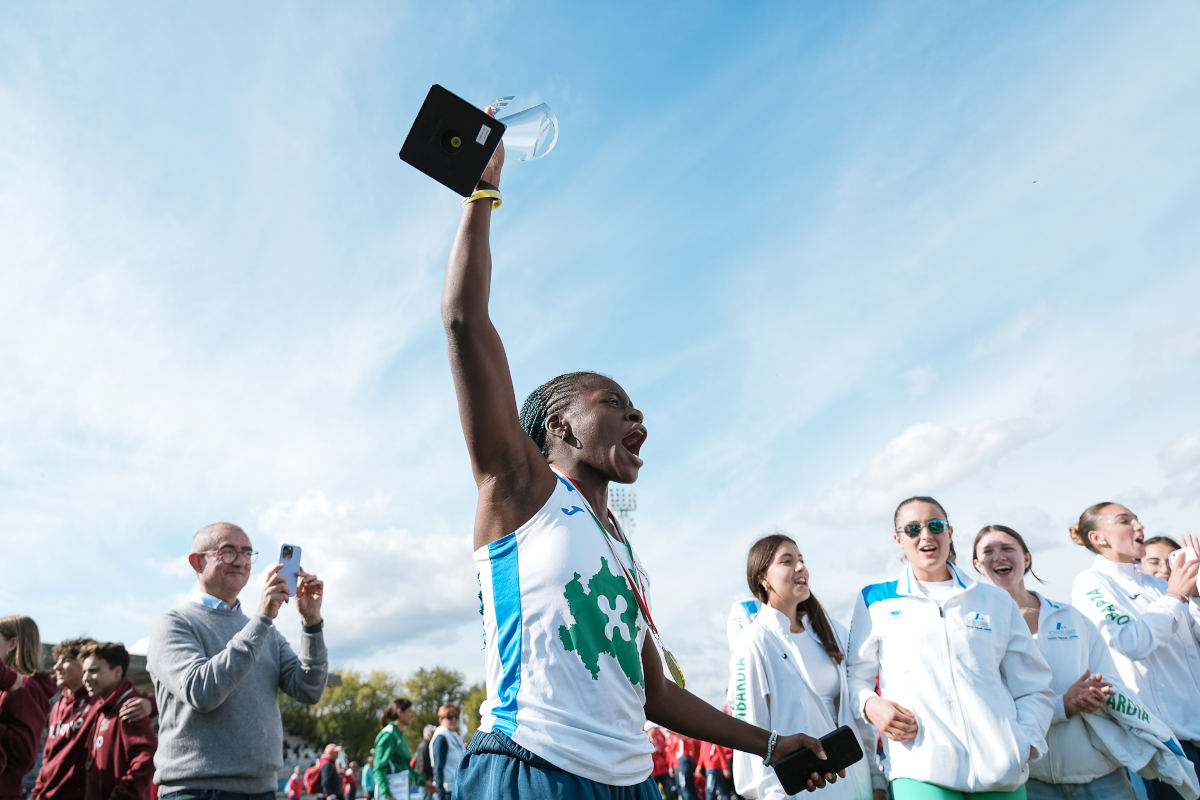 Kelly Doualla esulta per la Lombardia ai campionati italiani Under 16.