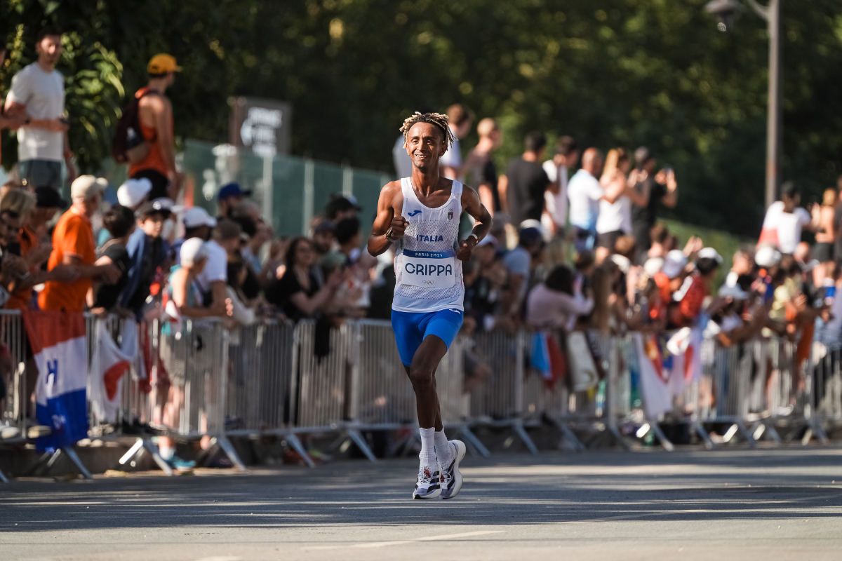 Yeman Crippa alla maratona di Parigi.